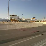 Couette-café Chambre d'hôtes au bord de mer Toulon